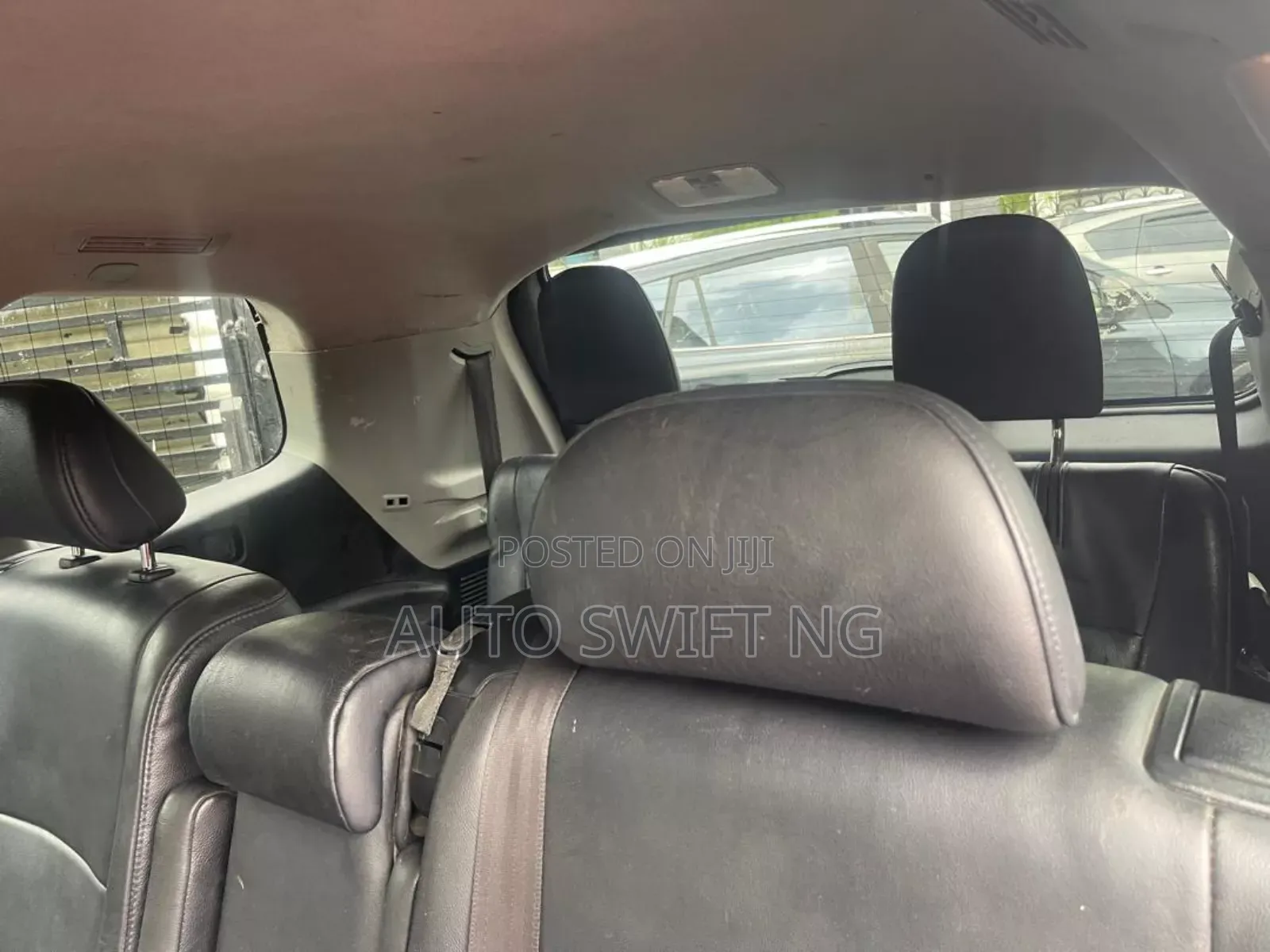 Toyota Highlander SE 2012 Gray