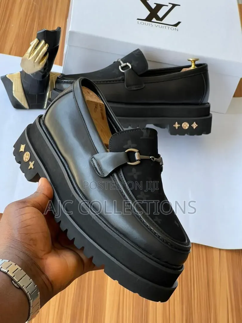Louis Vuitton Doubles Sole