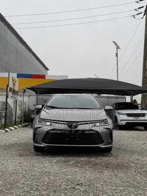 Toyota Corolla 2022 Gray