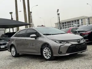 Toyota Corolla 2022 Gray