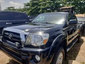 Toyota Tacoma 2014 Black