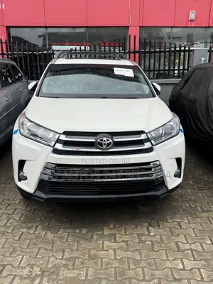 Toyota Highlander Limited 4dr SUV AWD (3.5L 6cyl 6A) 2015 White
