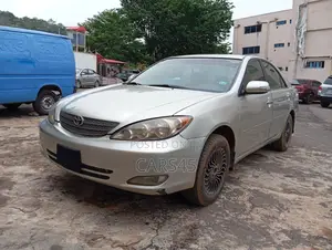 Toyota Camry 2004 Silver