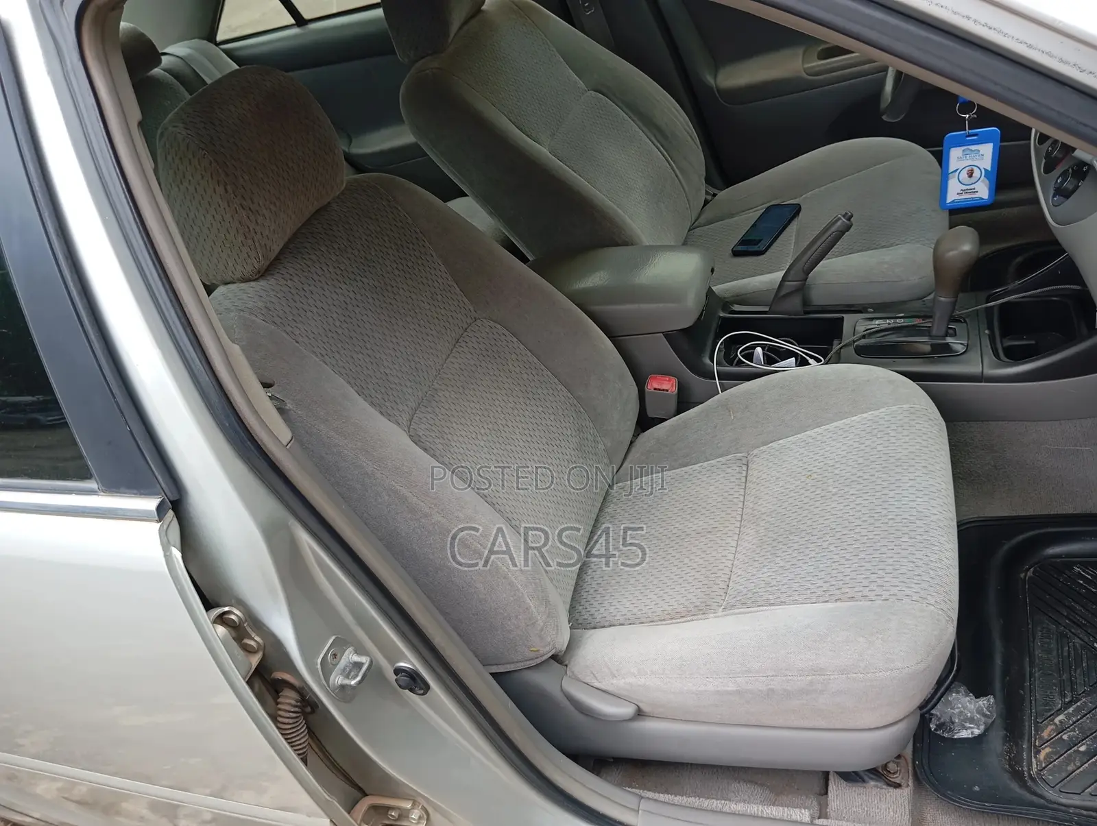Toyota Camry 2004 Silver