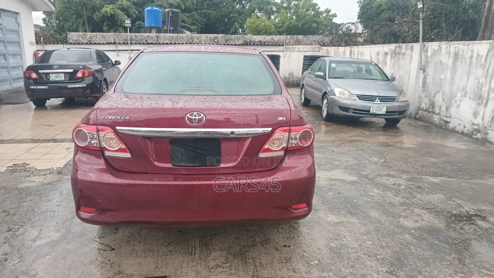 Toyota Corolla 2011 Red