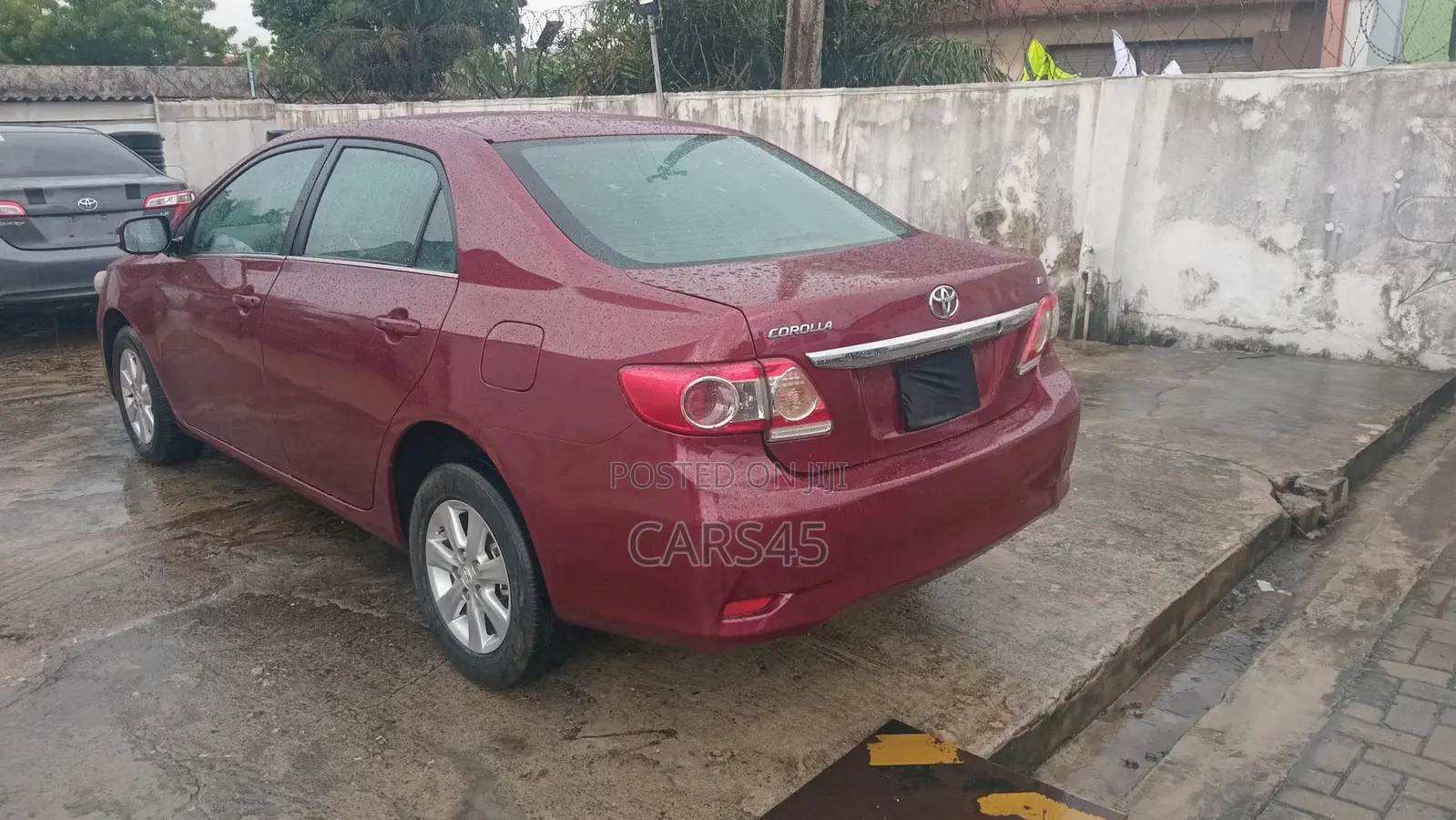 Toyota Corolla 2011 Red