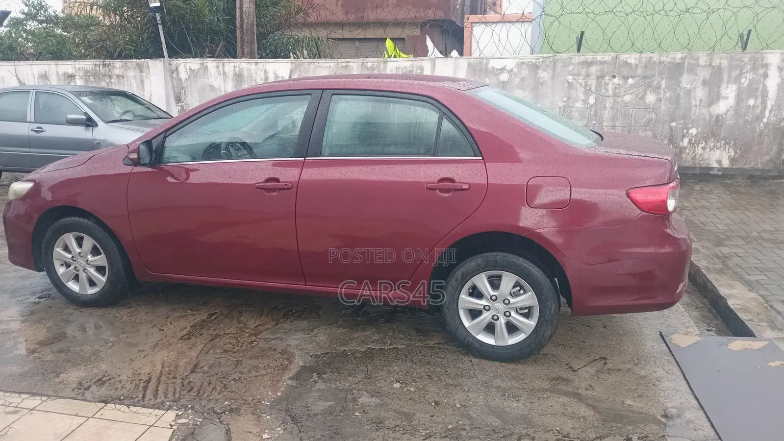 Toyota Corolla 2011 Red