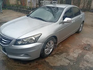 Honda Accord 2012 Silver