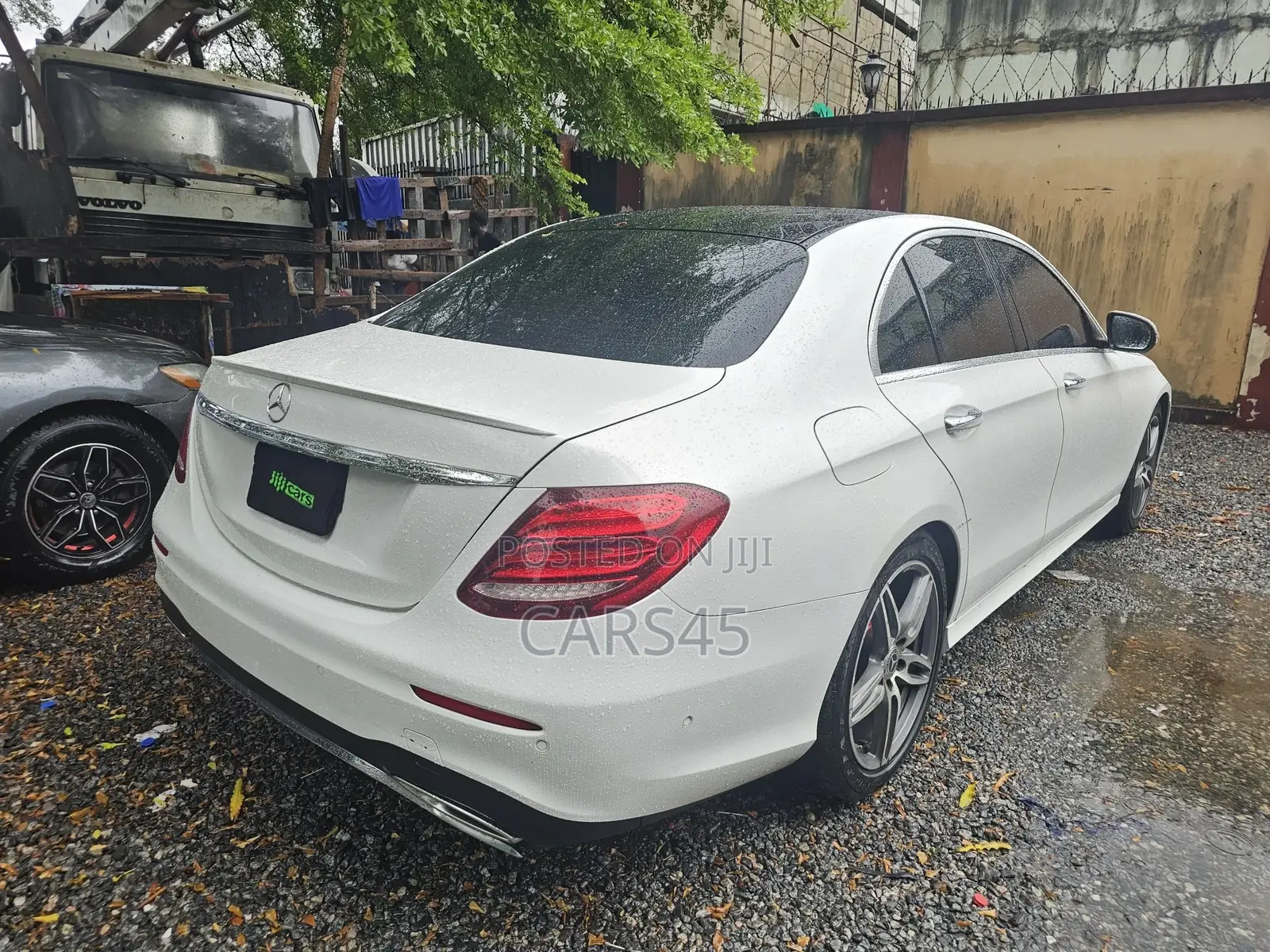 Mercedes-Benz E300 2018 White