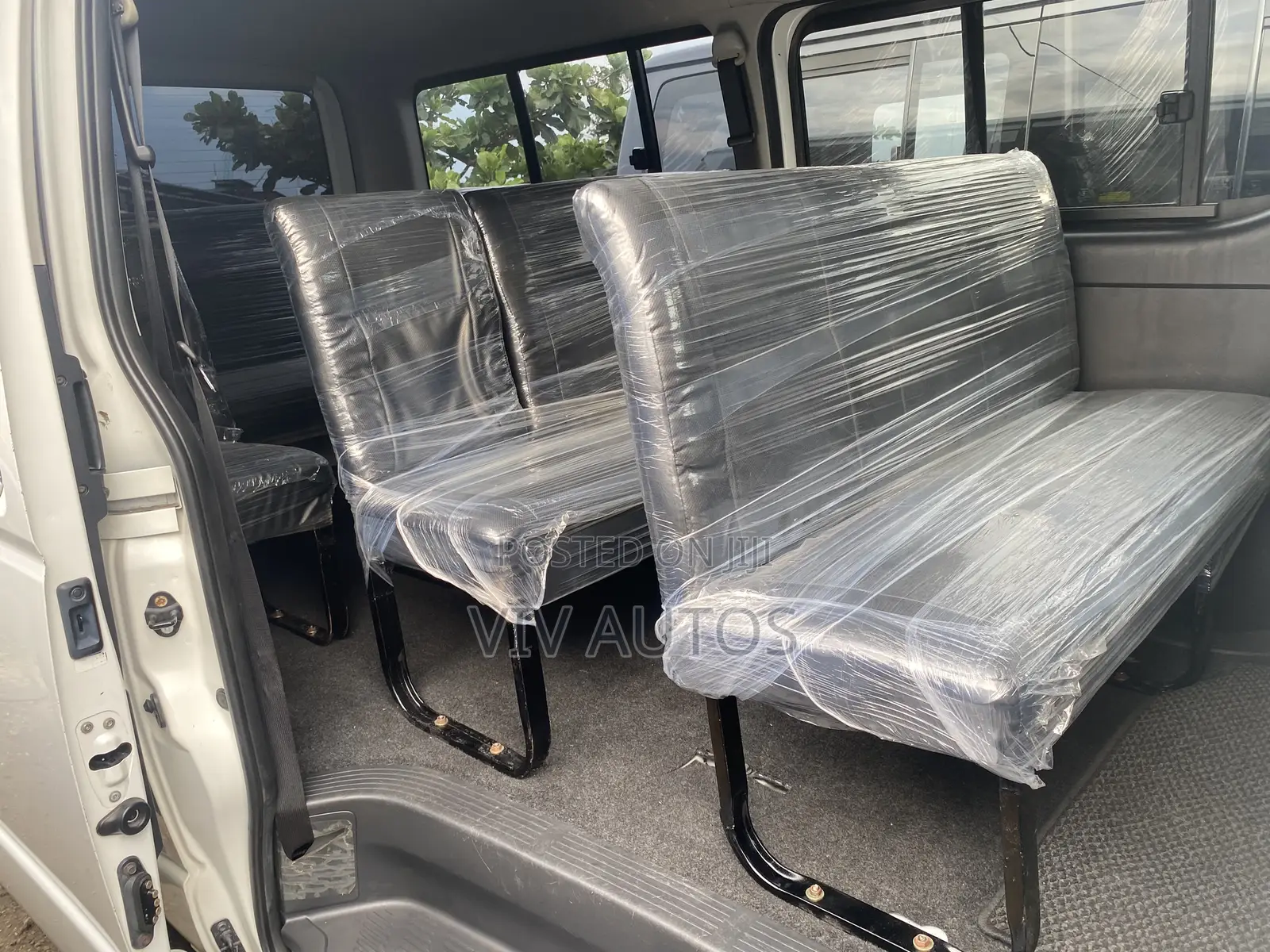 Toyota HiAce 2012 White