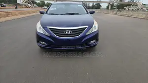 Hyundai Sonata SE Sedan FWD (2.4L 4cyl 6A) 2012 Blue