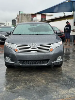 Toyota Venza XLE 2011 Gray