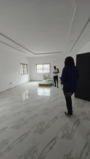 7bdrm Duplex in 4Avenue, Gwarinpa for rent