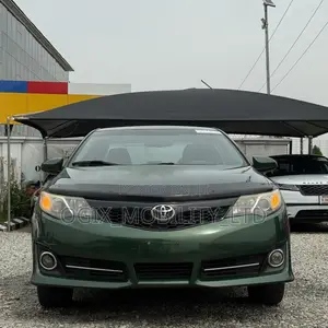 Toyota Camry SE Sport 4dr Sedan (2.5L 4cyl 6A) 2014 Green