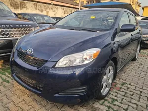Toyota Matrix S Hatchback AWD (2.4L 4cyl 4A) 2009 Blue