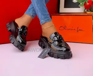 Olivia Fan Loafers