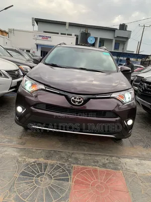 Toyota RAV4 2016 Burgundy