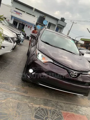Toyota RAV4 2016 Burgundy