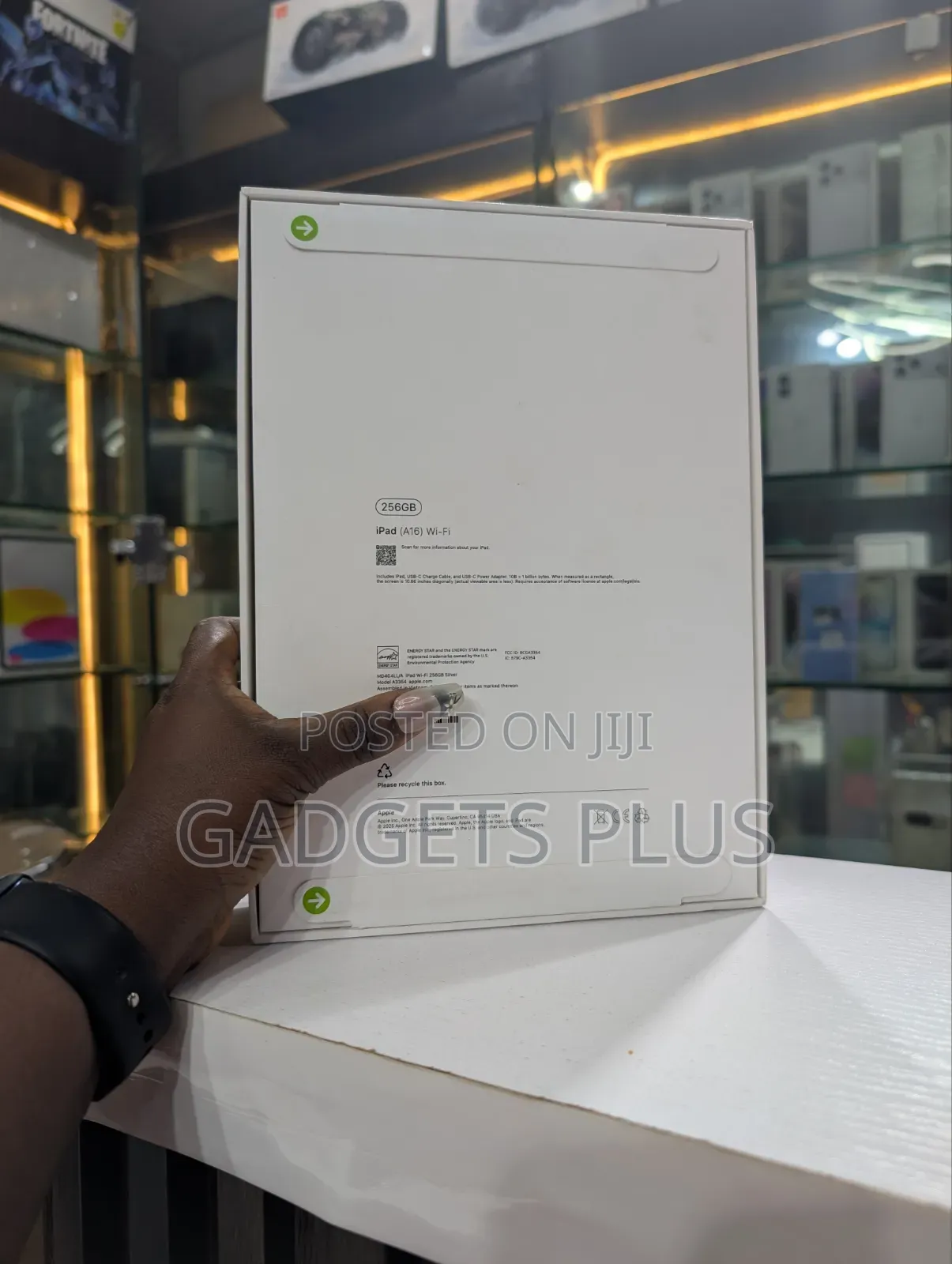 New Apple iPad (2025) 256 GB Silver