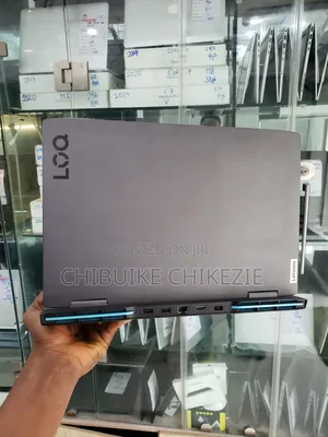 Laptop Lenovo LOQ 15IRH8 16GB Intel Core i5 SSD 1T
