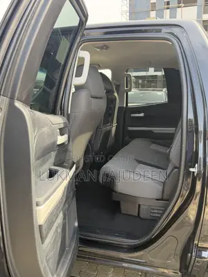 Toyota Tundra SR5 4dr Double Cab LB (5.7L 8cyl 6A) 2015 Black