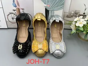 Banana Shoe