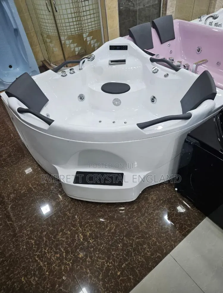 3 Seater Jaccuzi