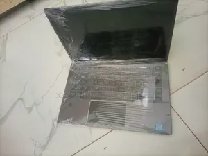 Laptop Dell Latitude 3301 8GB Intel Core i5 SSD 256GB