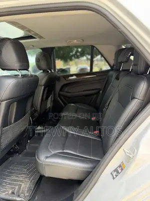 Mercedes-Benz M Class ML350 4MATIC 4dr SUV AWD (3.5L 6cyl 7A) 2014