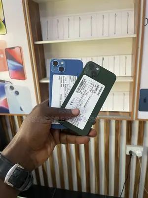 Apple iPhone 13 128 GB