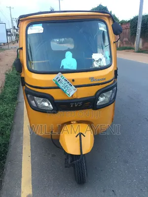 TVS King Deluxe Plus iTouch Start 2025 Yellow