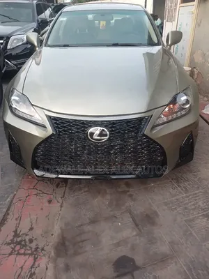 Lexus IS 2008 Gold