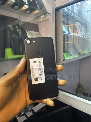 Apple iPhone 7 32 GB Black