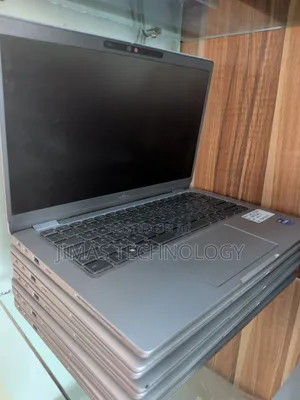 Laptop Dell Latitude 5320 32GB Intel Core i7 SSD 256GB