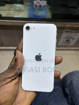 Apple iPhone SE (2020) 128 GB White