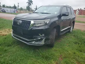 Toyota Land Cruiser Prado 2.7 2017 Black