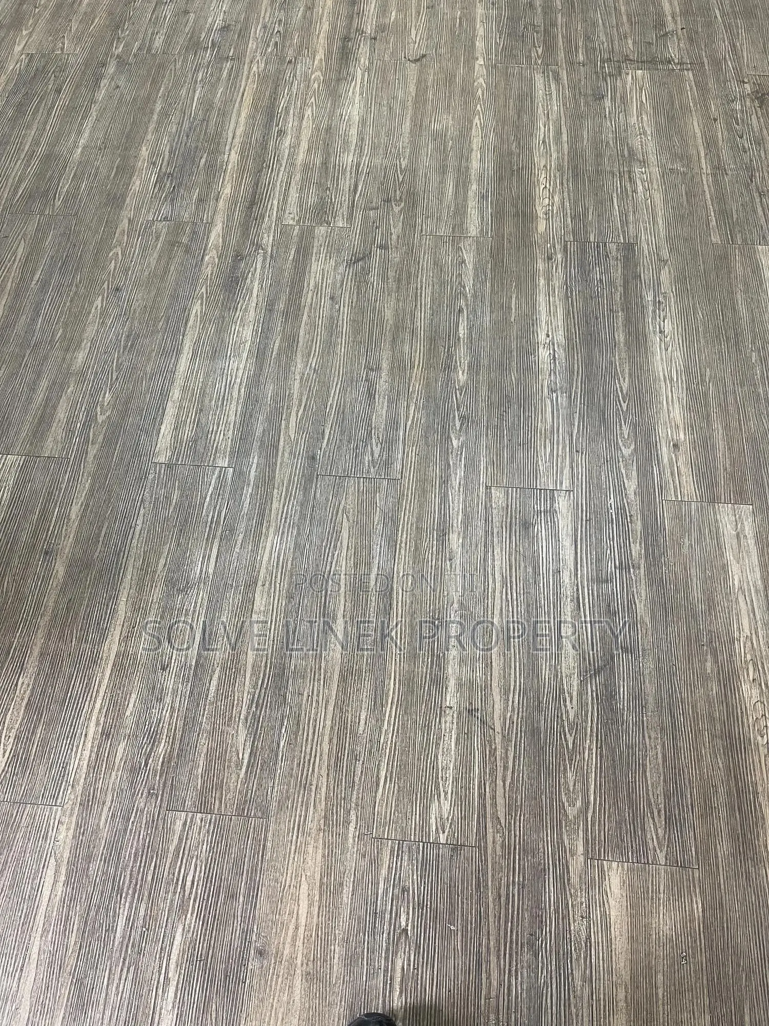 SPC Floor and Vanil Floor