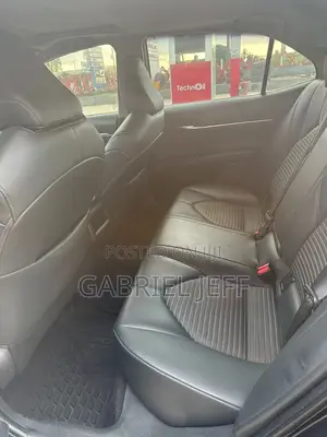 Toyota Camry SE (2.5L 4cyl 8A) 2019 Black