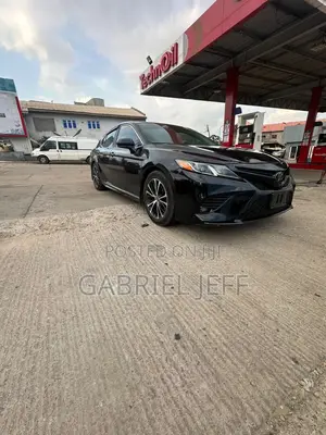 Toyota Camry SE (2.5L 4cyl 8A) 2019 Black