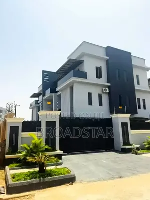 Furnished 4bdrm Duplex in Jahi for sale
