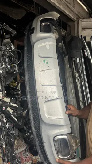 Back Bumper Down With the Chrome and Exhaust for Gla250 W156 Amg