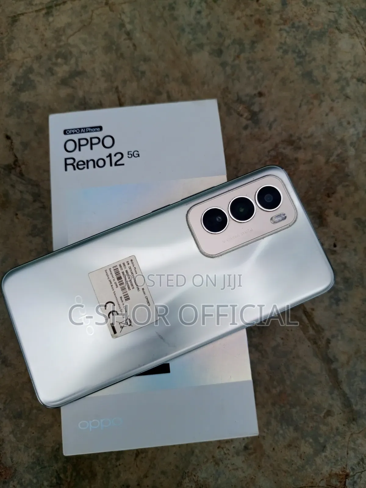 Oppo Reno12 512 GB Silver