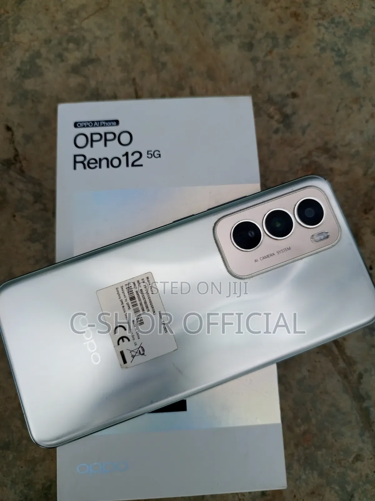 Oppo Reno12 512 GB Silver