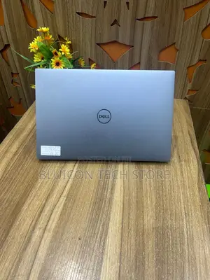 Laptop Dell Precision 5560 16GB Intel Core i7 SSD 512GB