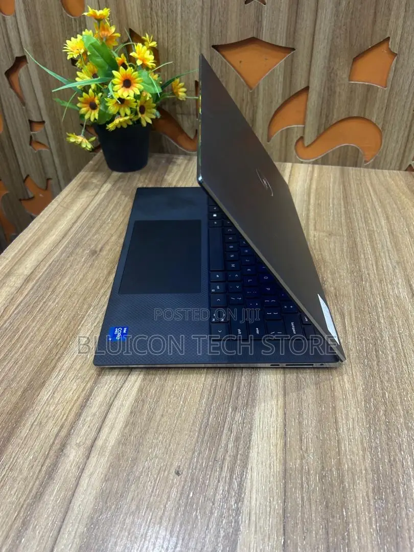 Laptop Dell Precision 5560 16GB Intel Core i7 SSD 512GB