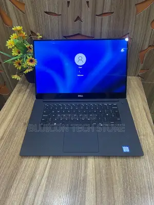 Laptop Dell XPS 15 9560 16GB Intel Core i7 SSD 512GB
