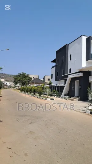 Furnished 6bdrm Duplex in Katampe Extension for sale