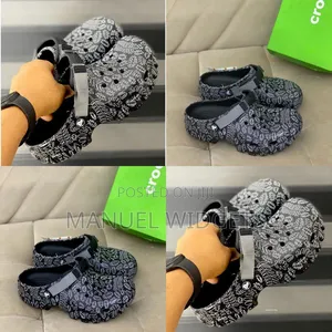 Crocs Clogs – Premium Quality Comfort Slides