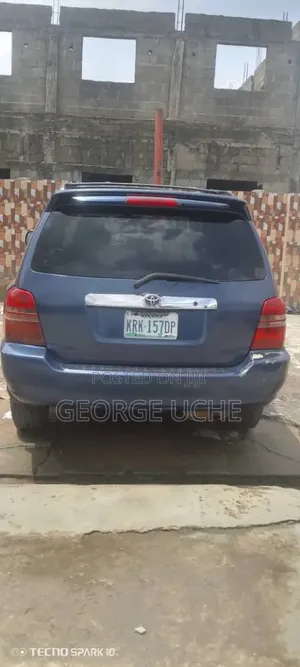 Toyota Highlander 2004 Blue