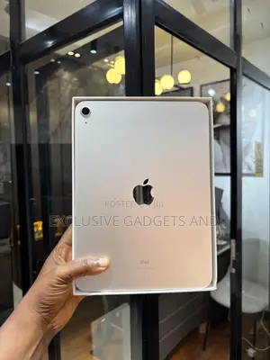 Apple iPad 10.2 (2021) 64 GB Silver